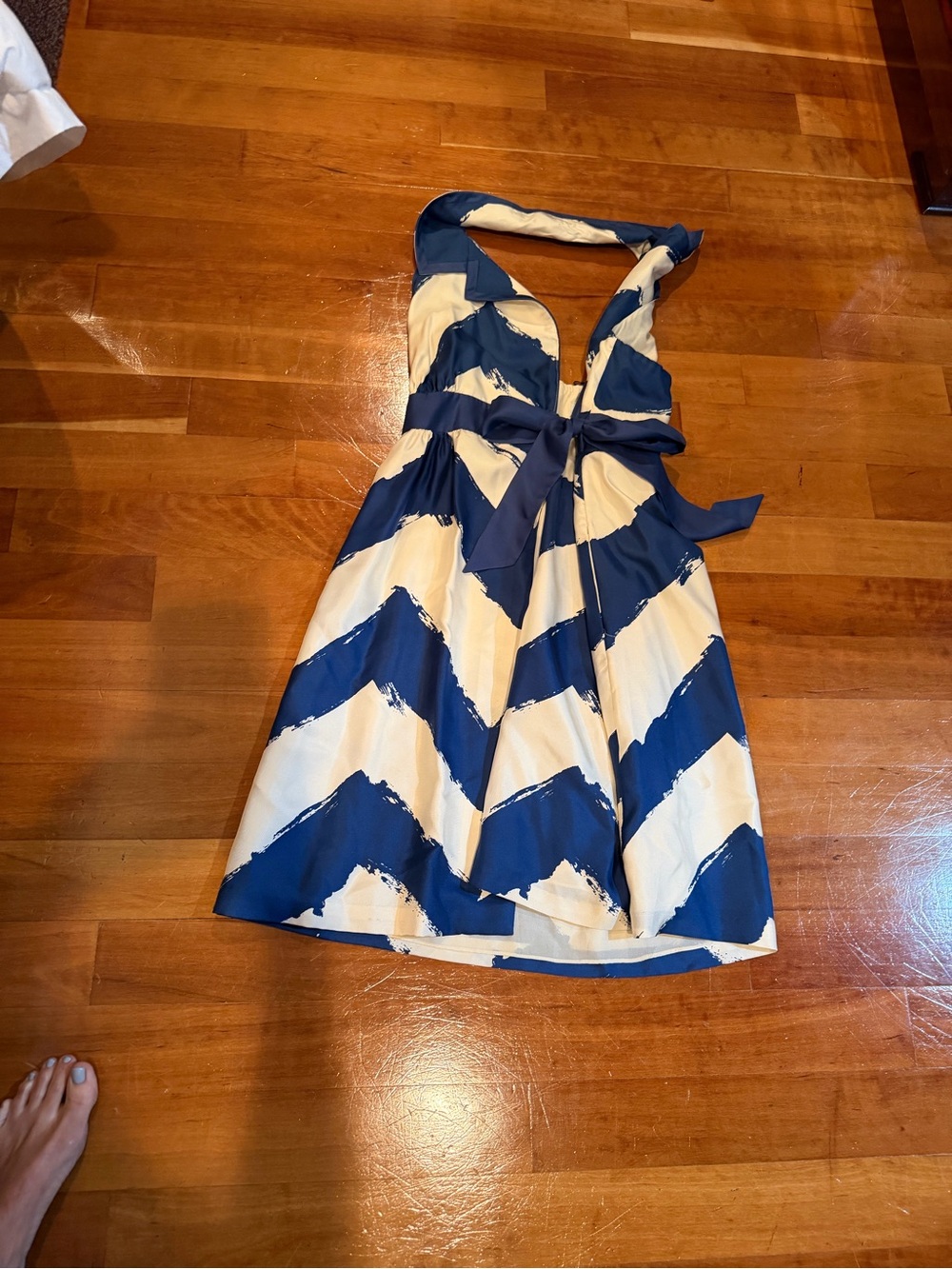 Tibi Blue and Cream Chevron Halter Dress with Tie Waist.  100% Silk.  Wore once